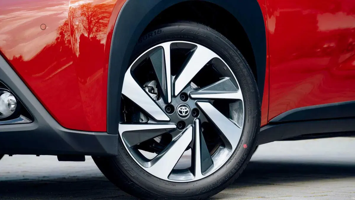 Toyota Aygo X 1.0 Trend 72cv (36)