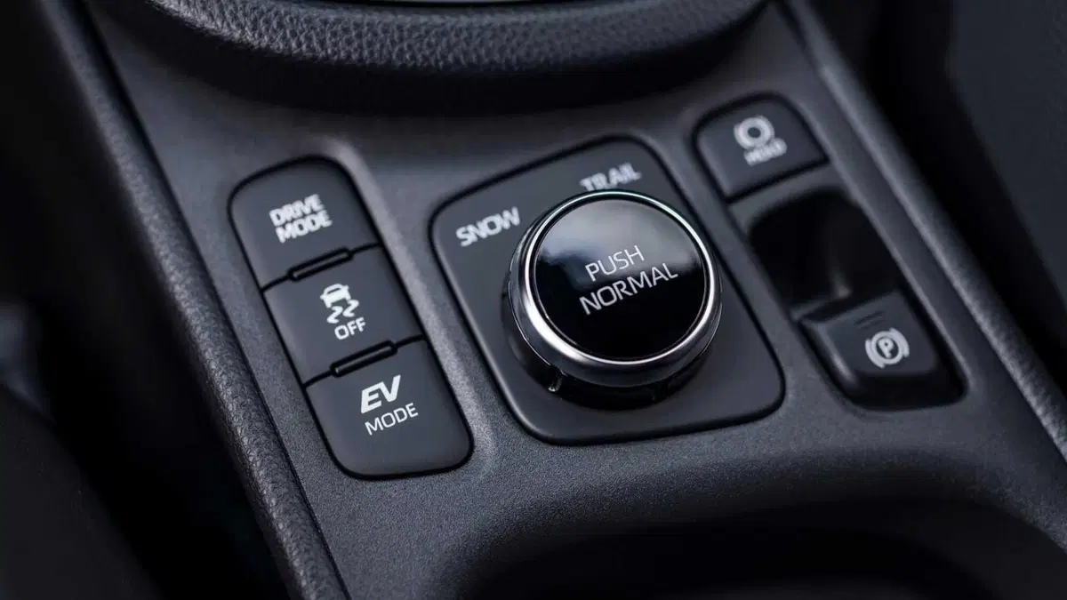 Toyota Yaris Cross (2021-->>) (56)