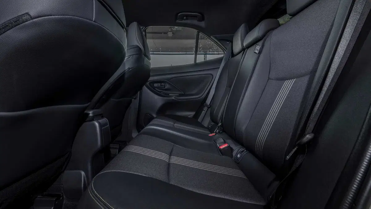 Toyota Yaris Cross (2021-->>) (50)