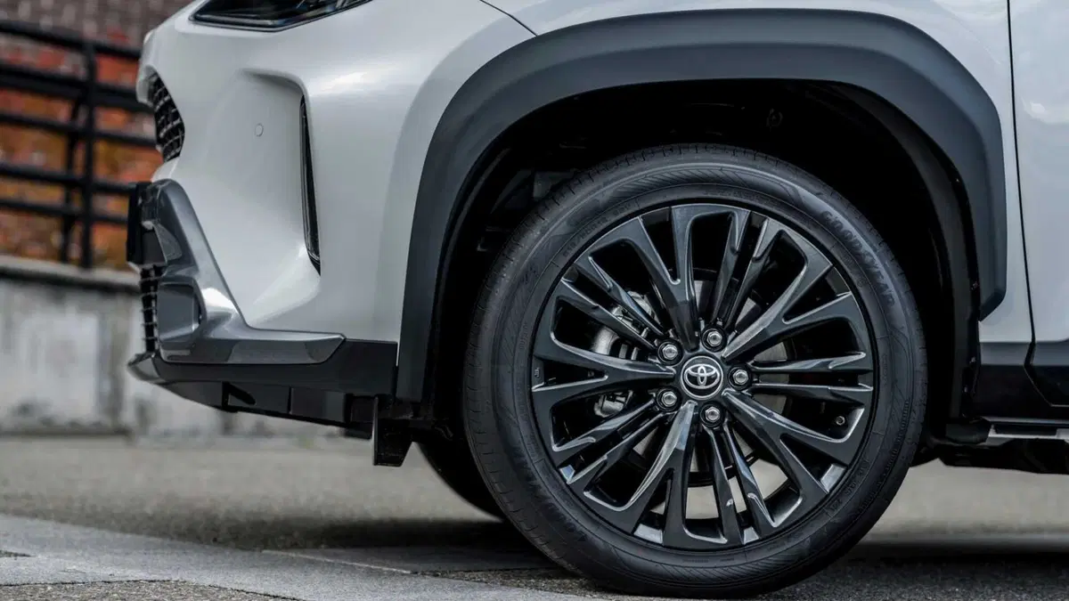 Toyota Yaris Cross (2021-->>) (54)