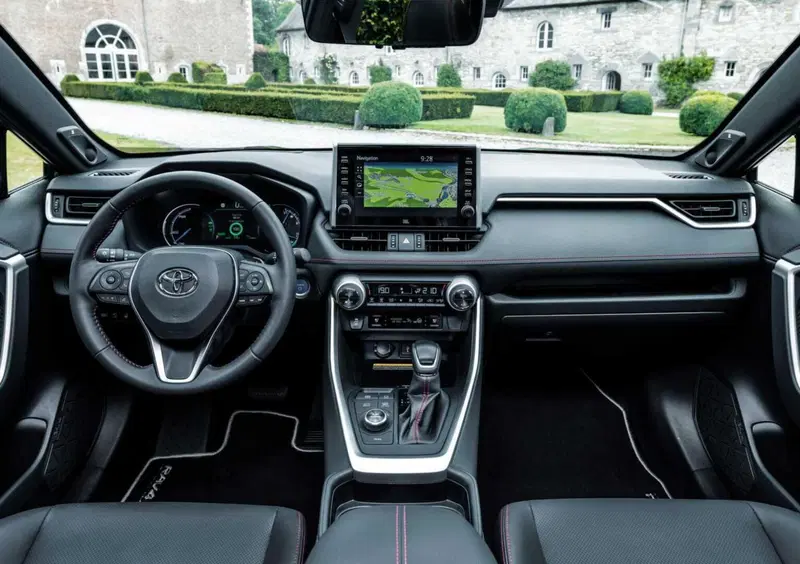 Toyota Rav4 (2018-25) (9)