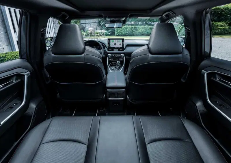 Toyota Rav4 (2018-25) (13)