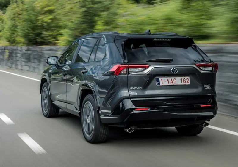 Toyota Rav4 (2018-25) (8)