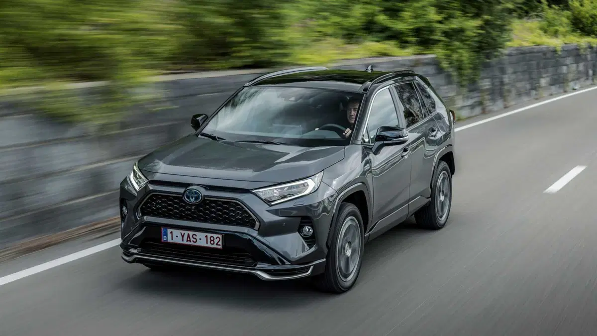 Toyota Rav4 HV (222CV) E-CVT AWD-i Adventure (2)