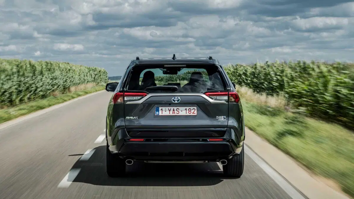 Toyota Rav4 HV (222CV) E-CVT AWD-i Adventure (7)