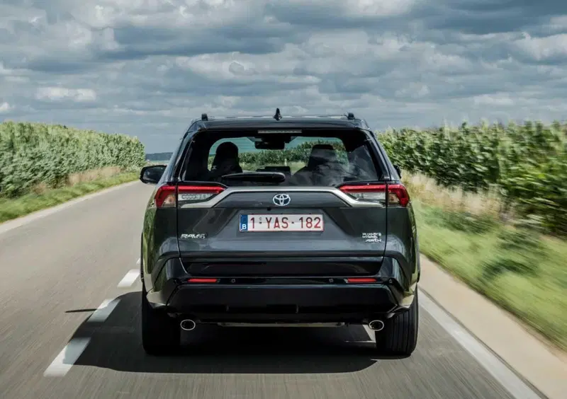 Toyota Rav4 (2018-25) (7)