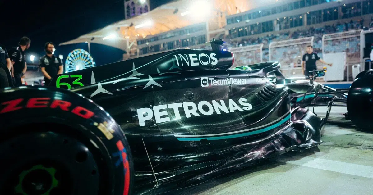 F1, GP Bahrain 2023, Mercedes teme Aston Martin