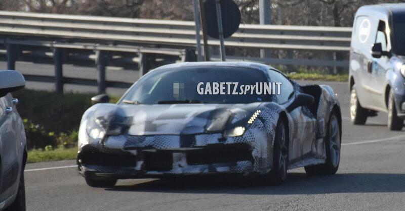 Ferrari 296 GT3 Stradale, ecco le foto spia 