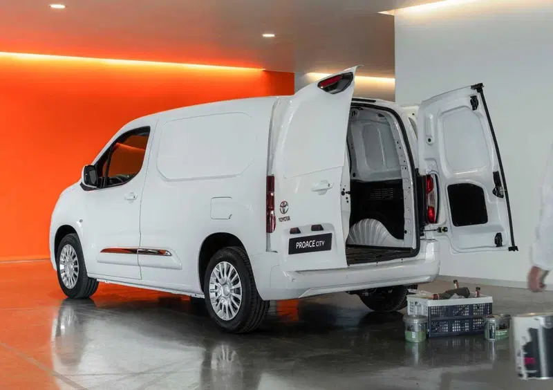 Toyota Proace City (2019-->>) (8)