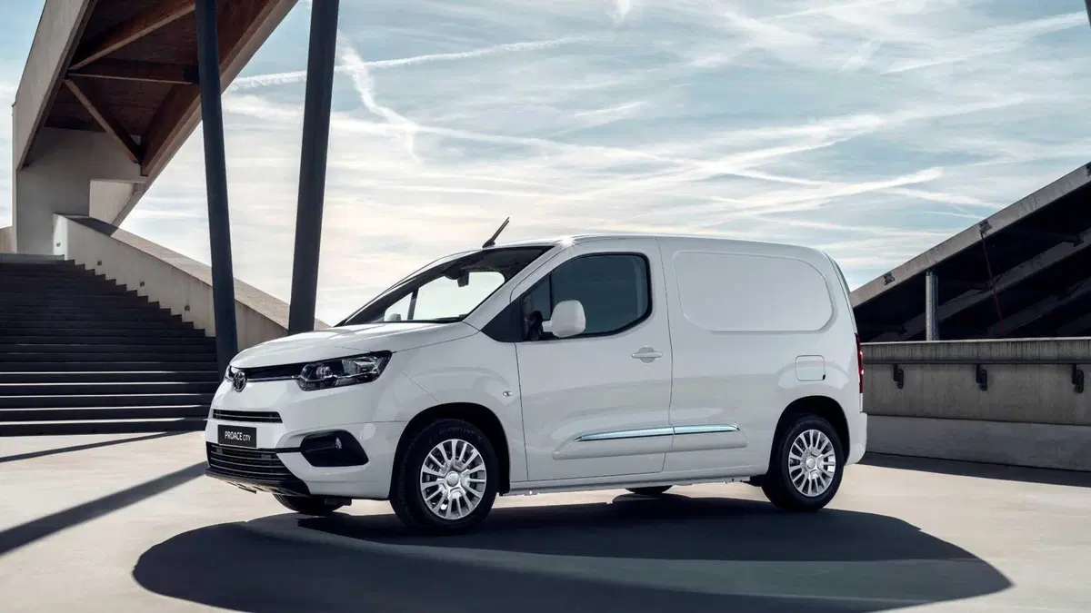 Toyota Proace City (2019-->>) (2)