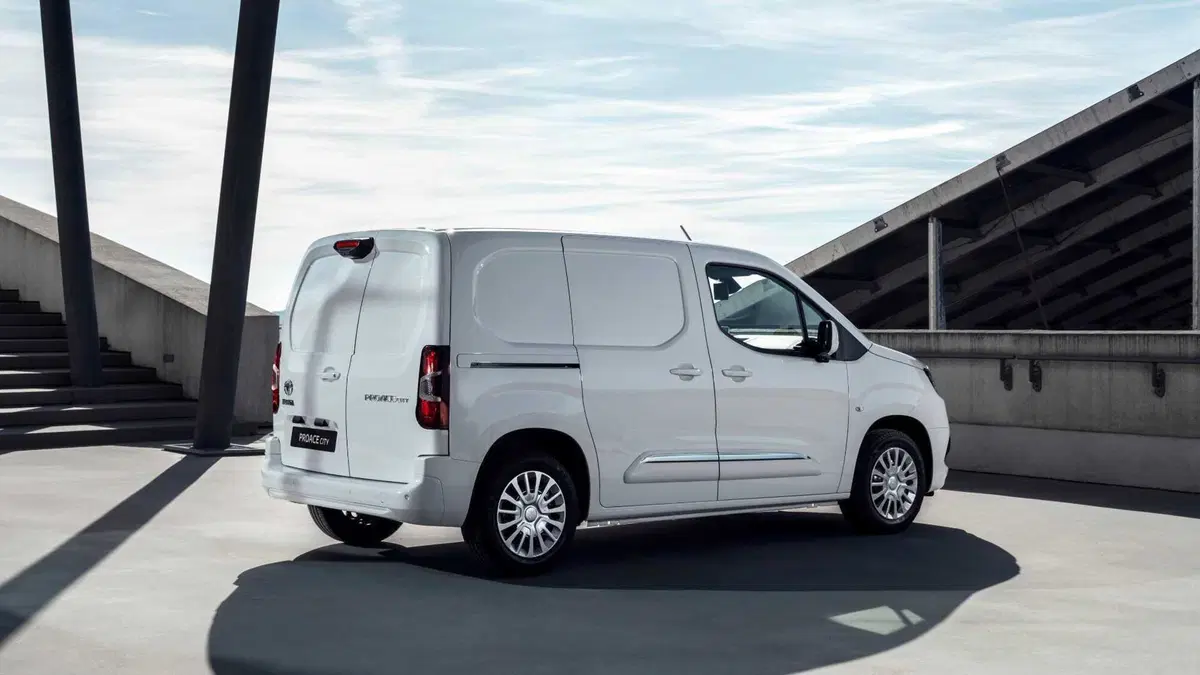 Toyota Proace City (2019-->>) (3)