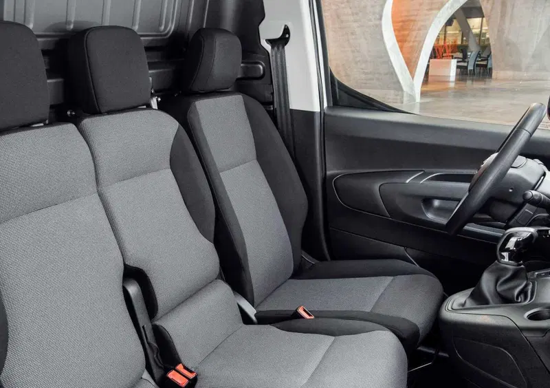 Toyota Proace City (2019-->>) (12)