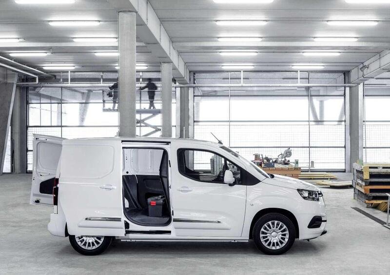 Toyota Proace City Electric (2022->>) (9)