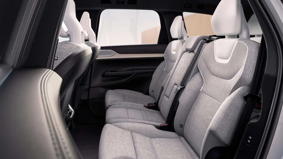 Volvo EX90 (2022-->>) (13)