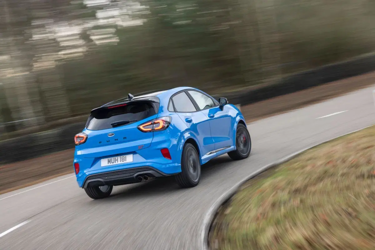 Ford Puma ST Powershift: Ecoboost da 170 CV e automatico (5)
