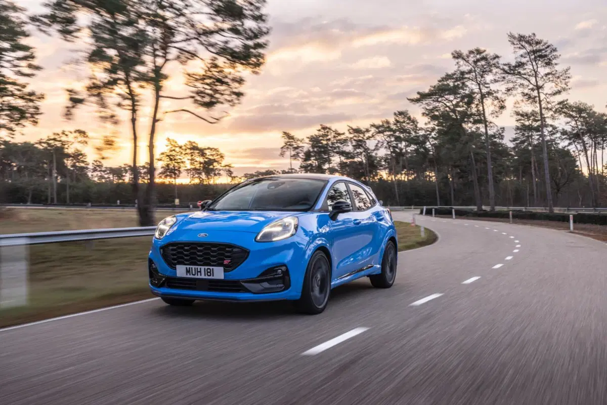 Ford Puma ST Powershift: Ecoboost da 170 CV e automatico (8)