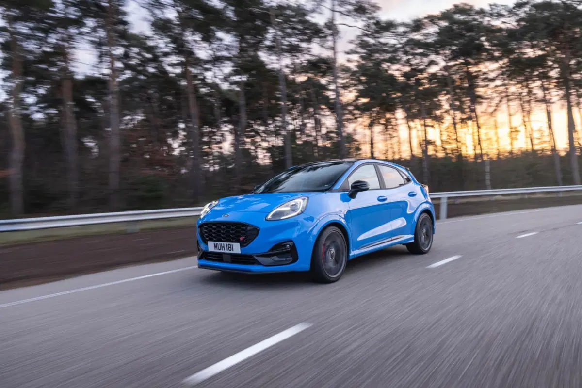 Ford Puma ST Powershift: Ecoboost da 170 CV e automatico (14)