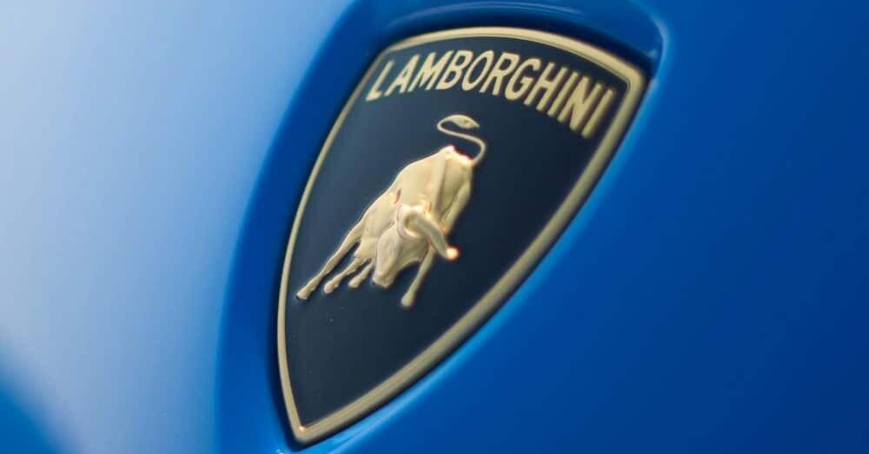 Lamborghini Huracan: l&rsquo;ibrida plug-in arriva nel 2024 