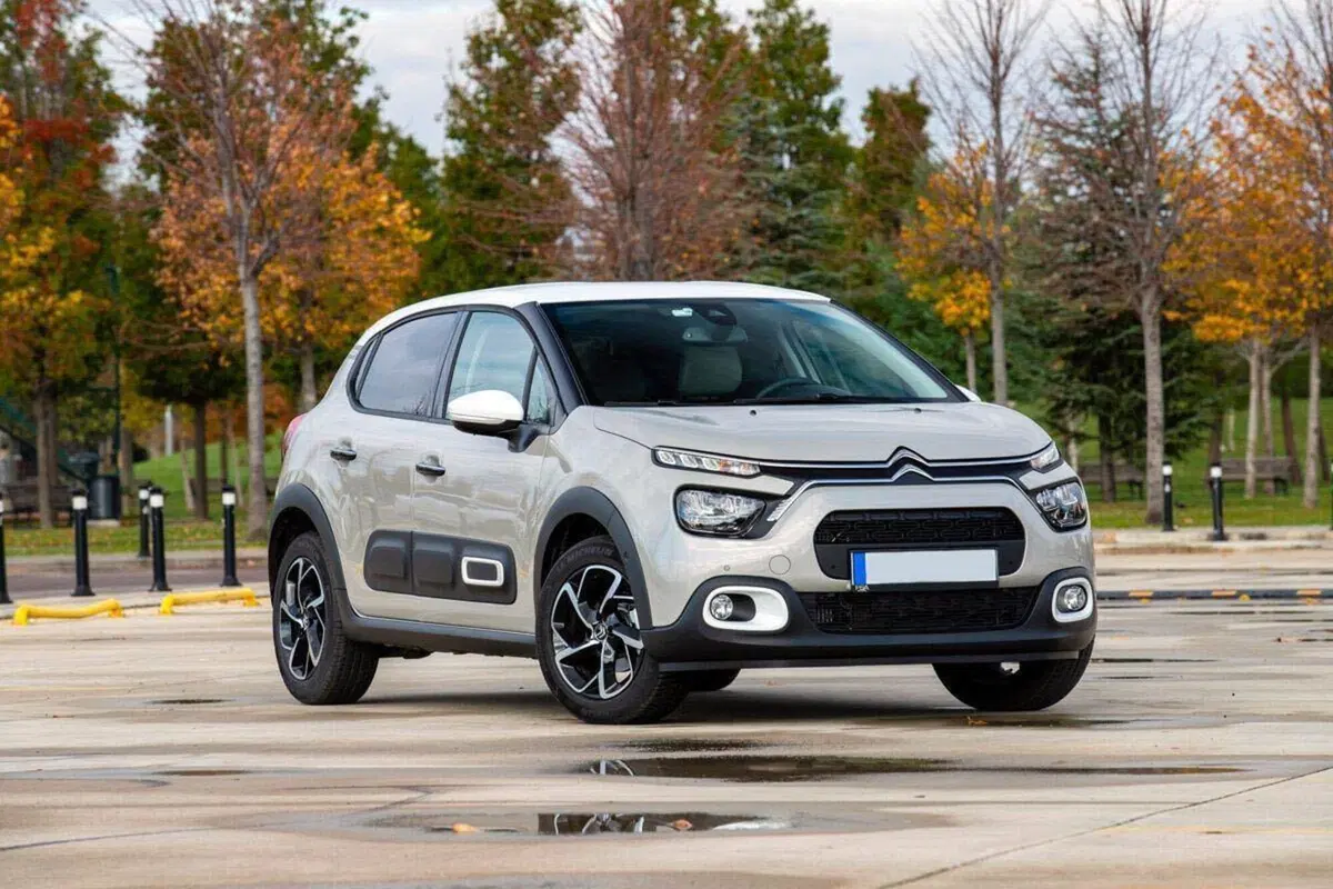 Scende in campo e le ha tutte contro: Citroen C3, top e flop