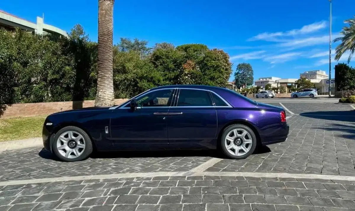 Sentirsi come Flavio Briatore: la sua Rolls Royce è in vendita (6)