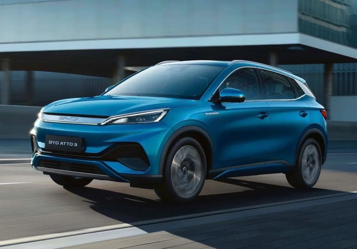 BYD Atto3: sarà lei la prima ad arrivare in Italia (e c'è già in UK) 