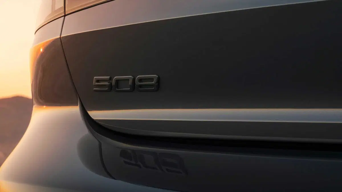 Peugeot 508 (2018-25) (14)