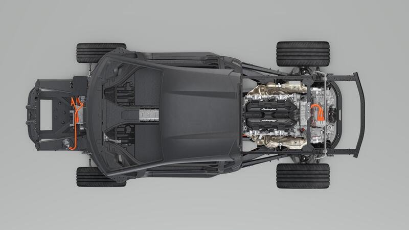 Lamborghini: l&#039;erede della Aventador, parte due, dopo il motore la scocca [VIDEO]