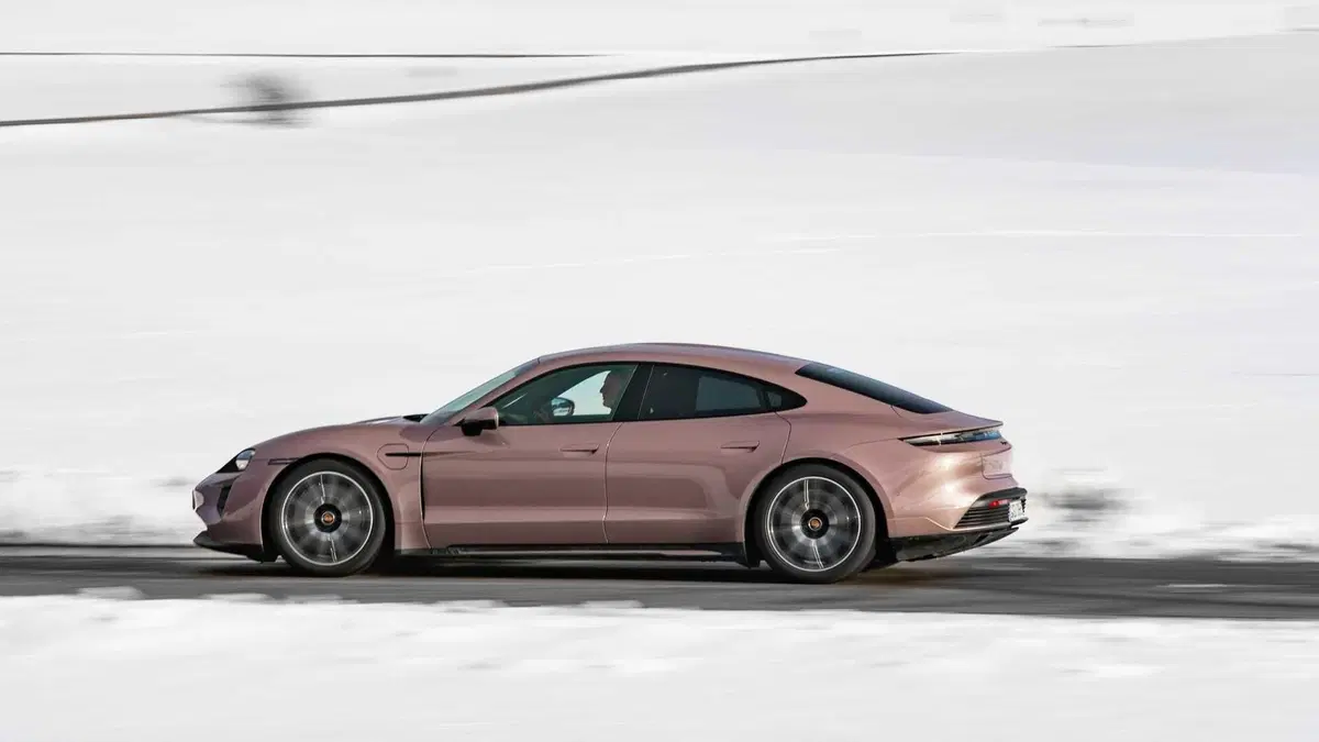Porsche Taycan 4S 5p.ti (17)