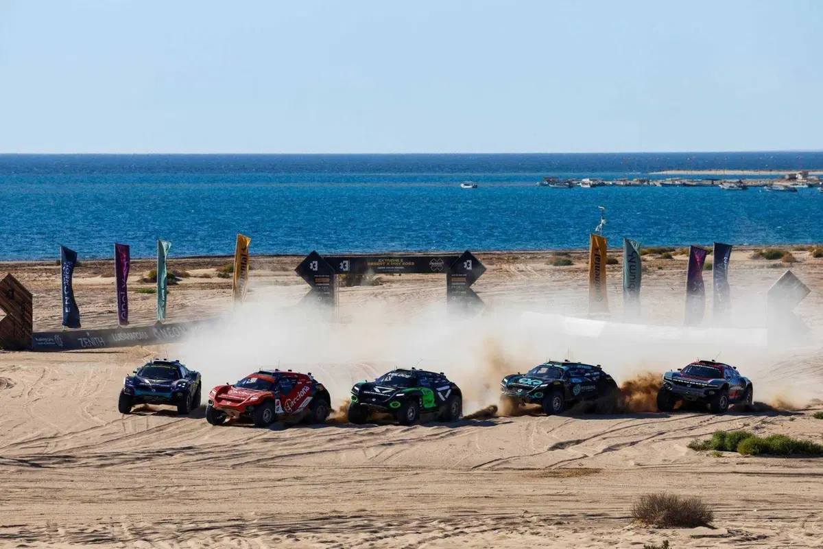 Extreme E 2023, Round 1-2. Inizio Stellare. Vincono Veloce Racing e Acciona | Sainz (20)