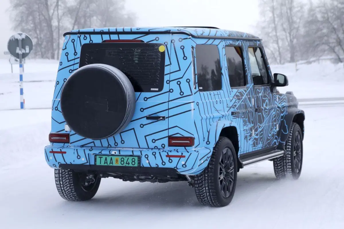 Mercedes EQG, la Classe G diventerà elettrica [Foto Spia] (3)