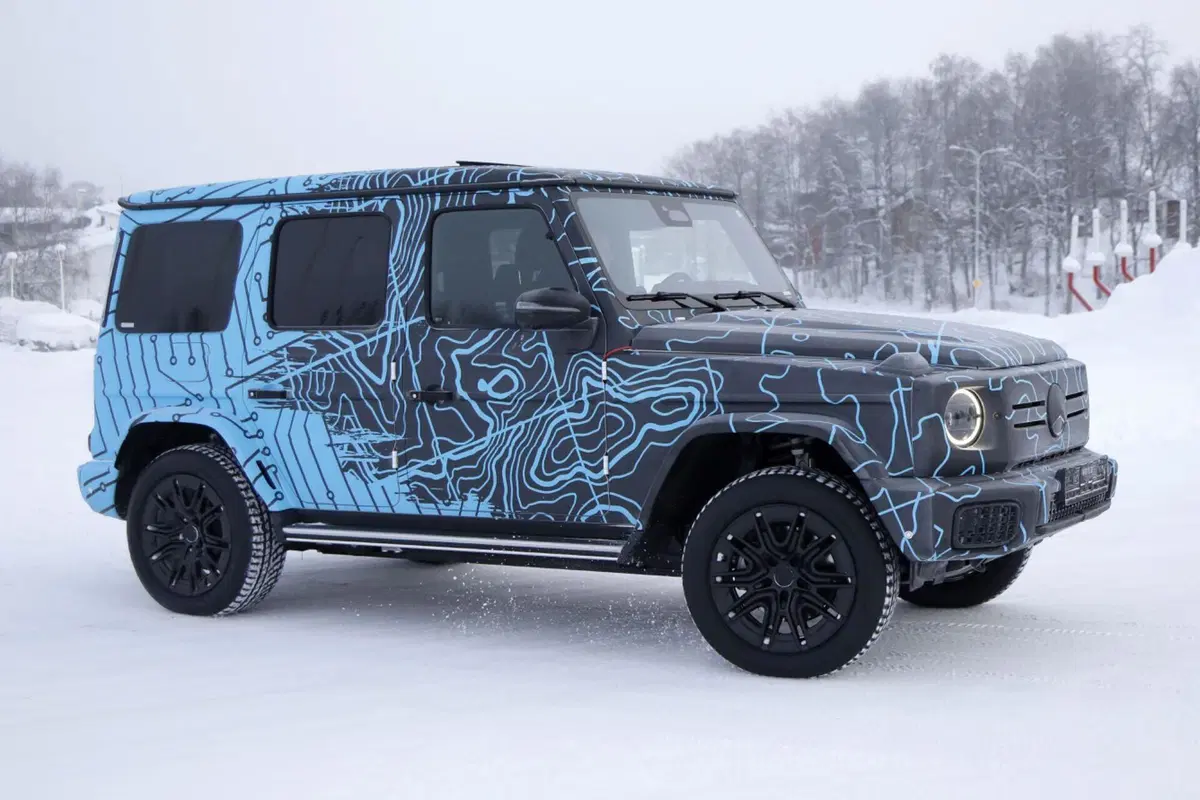 Mercedes EQG, la Classe G diventerà elettrica [Foto Spia] (17)