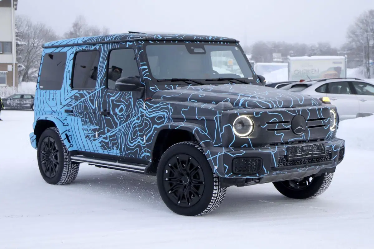 Mercedes EQG, la Classe G diventerà elettrica [Foto Spia] (18)