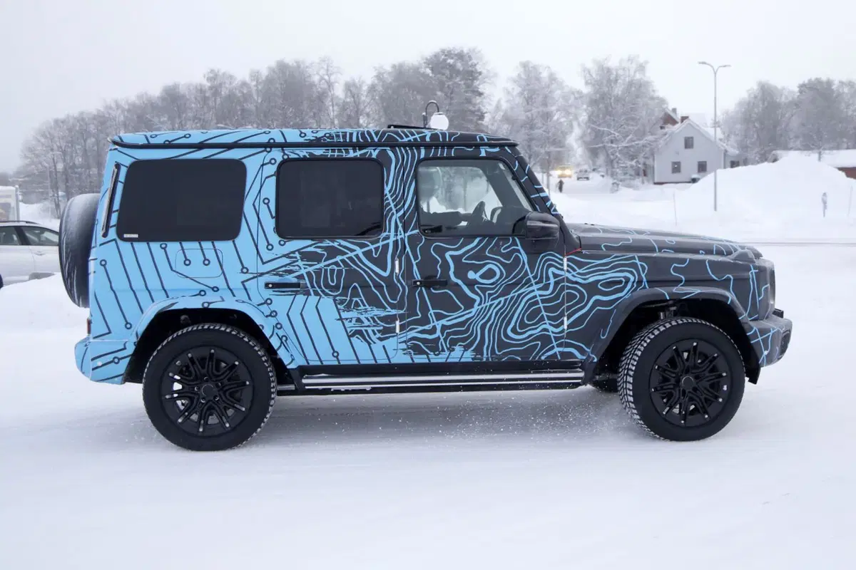 Mercedes EQG, la Classe G diventerà elettrica [Foto Spia] (19)