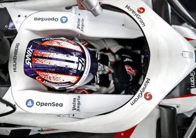 F1, scandalo Haas: accusata di fornire macchinari bellici alla Russia, la società smentisce