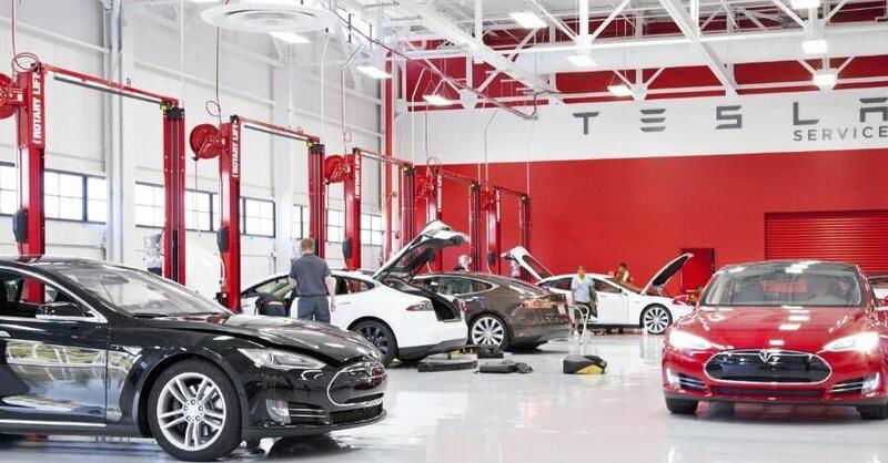 L&#039;Antitrust indaga Tesla in California: monopolizza ricambi e riparazioni