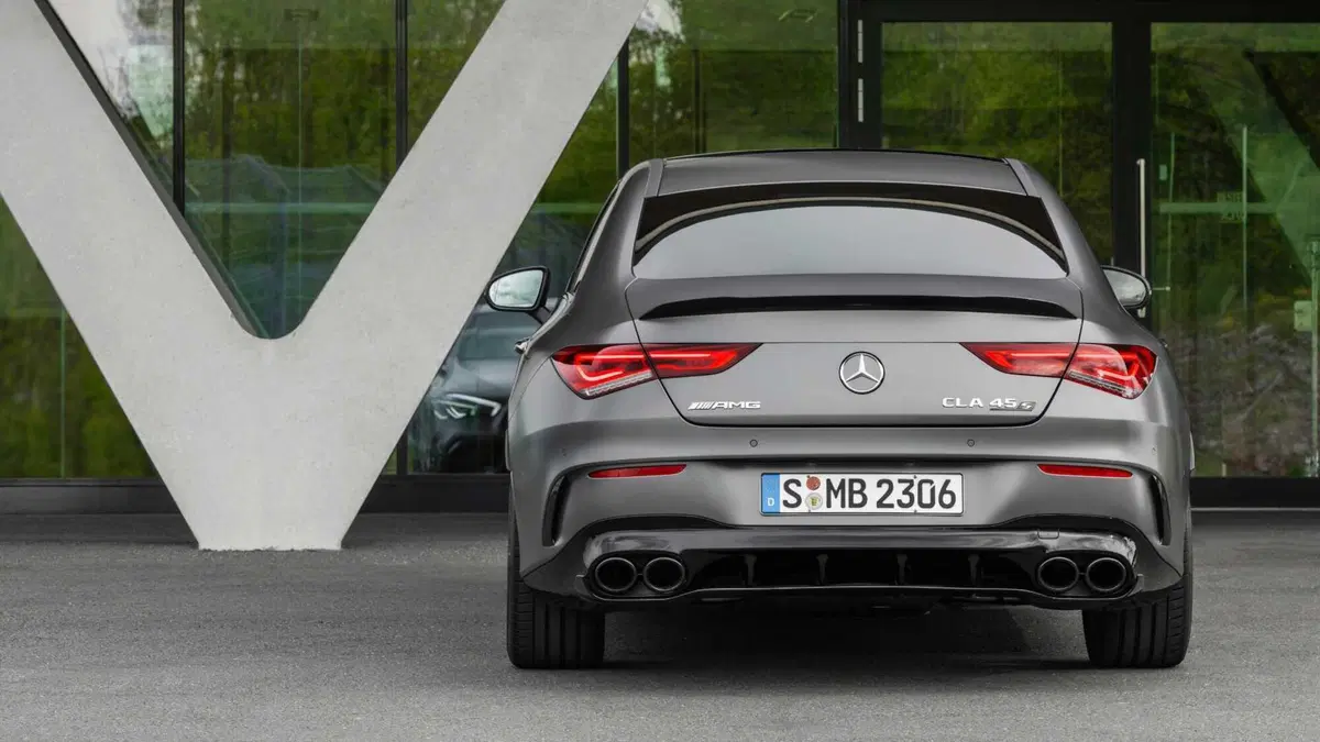 Mercedes-Benz CLA 45 S AMG 4Matic+ (10)