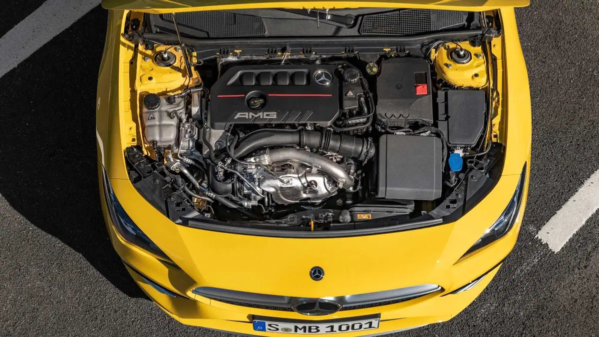 Mercedes-Benz CLA 35 AMG 4Matic (10)