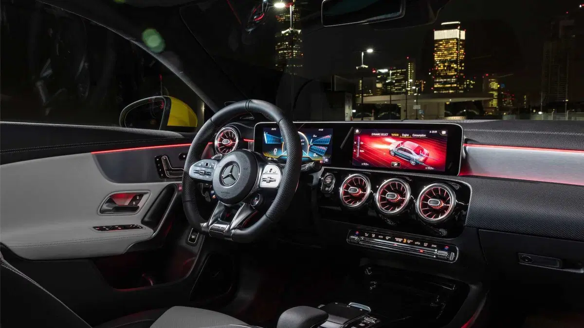 Mercedes-Benz CLA 35 AMG 4Matic (7)