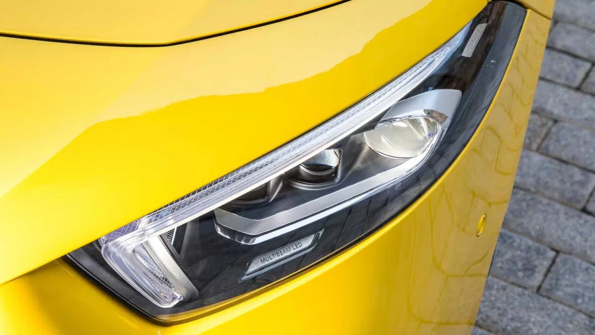 Mercedes-Benz Classe A 35 AMG 4Matic (12)