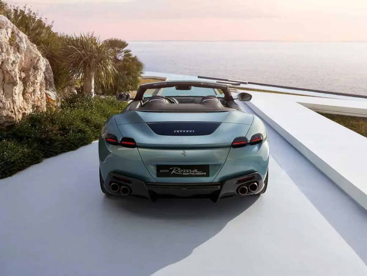 Ferrari Roma Spider: la scoperta più bella del mondo (7)