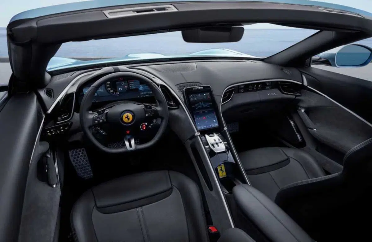 Ferrari Roma Spider: la scoperta più bella del mondo (10)