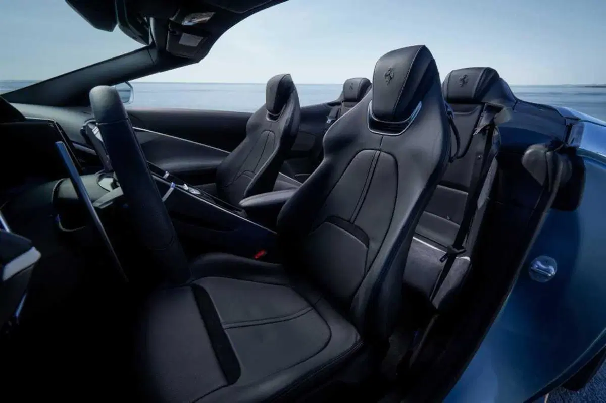 Ferrari Roma Spider: la scoperta più bella del mondo (9)