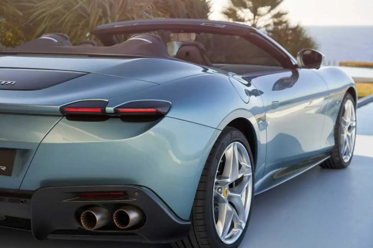 Ferrari Roma Spider: la scoperta più bella del mondo (11)