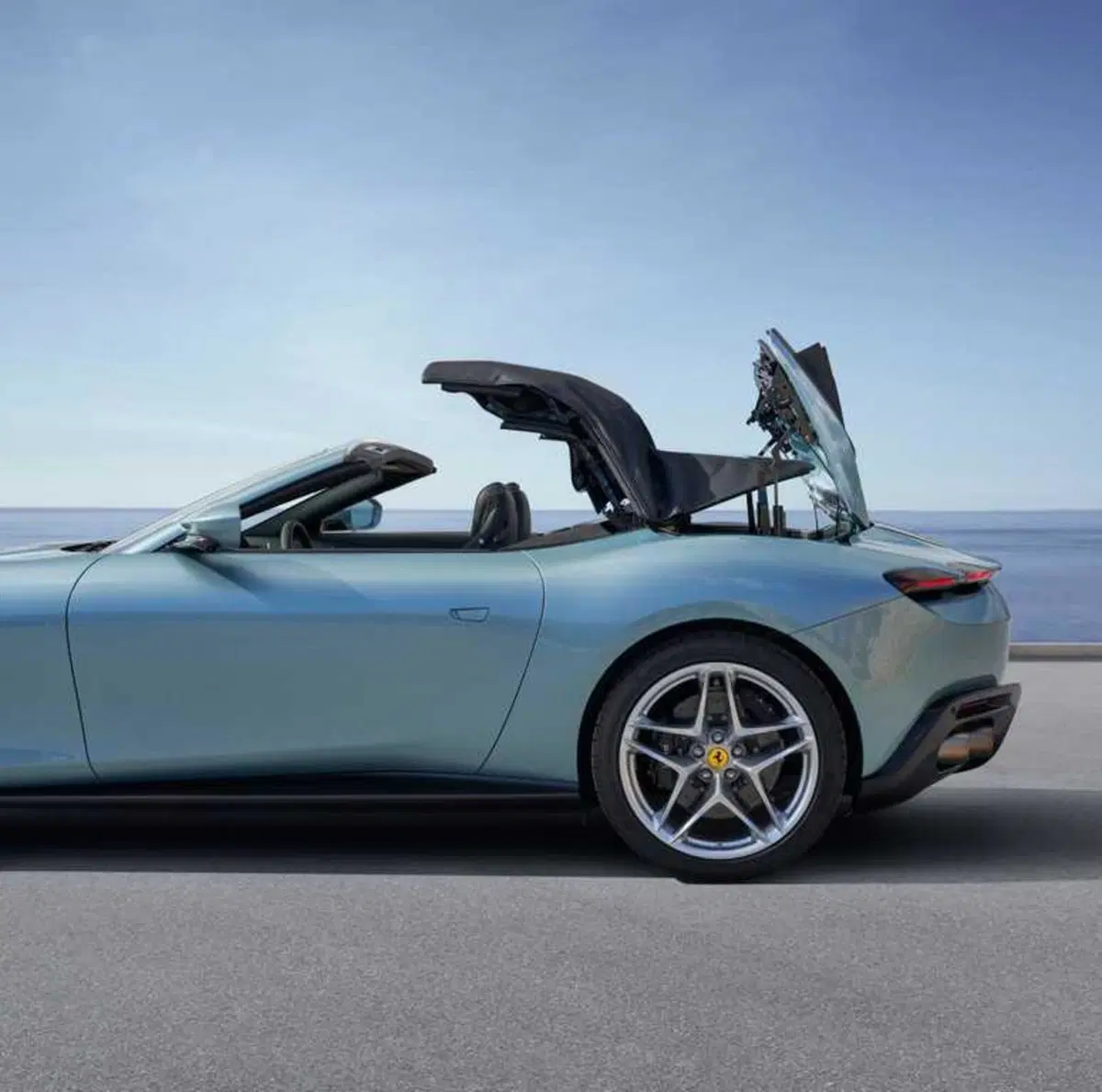 Ferrari Roma Spider: la scoperta più bella del mondo (13)