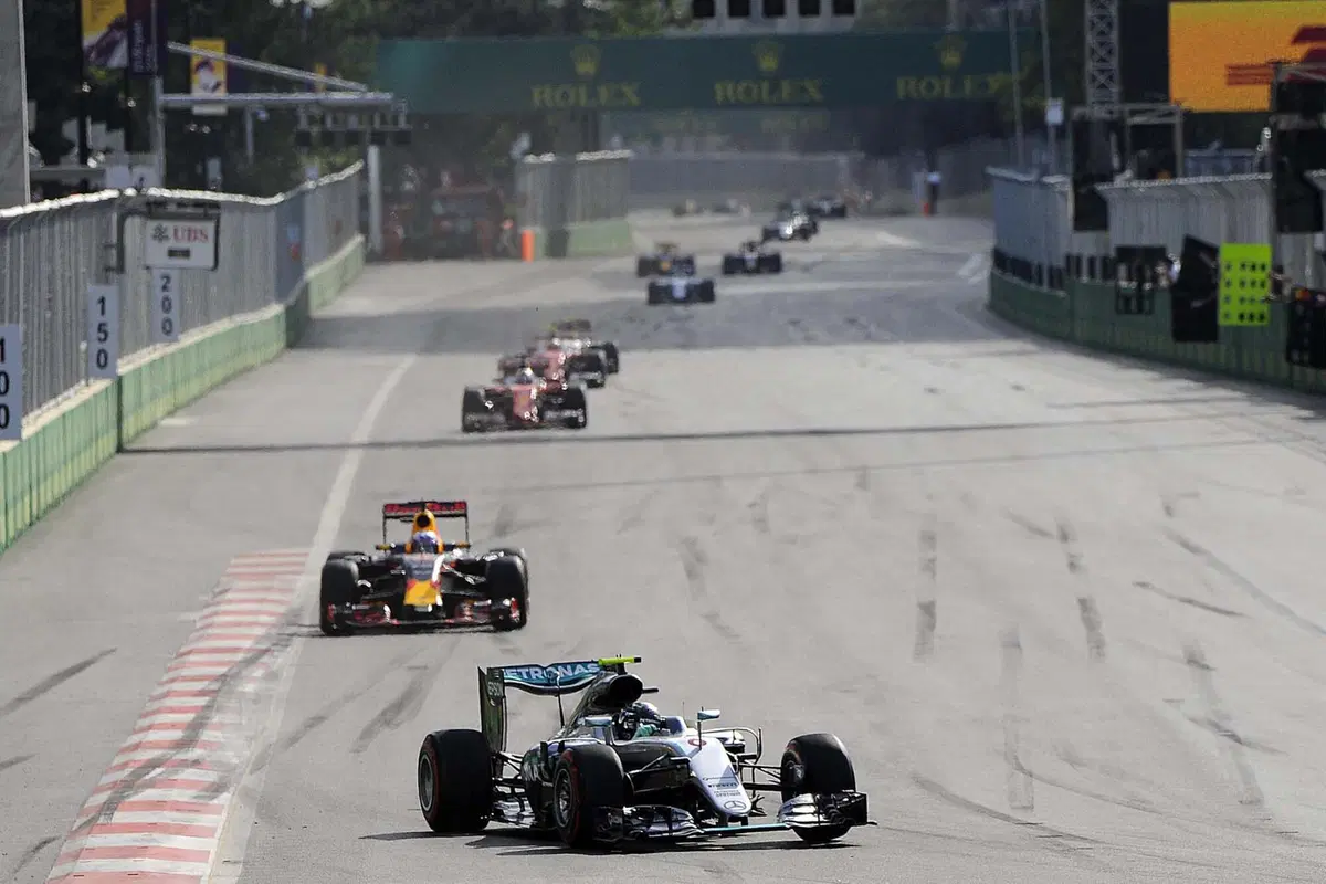 F1, Gp Europa 2016: vince Rosberg. Secondo Vettel (13)