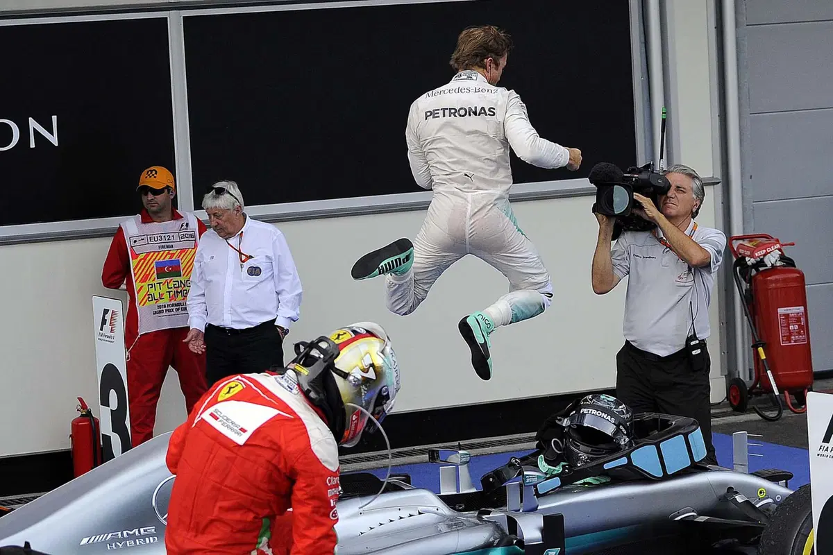 F1, Gp Europa 2016: vince Rosberg. Secondo Vettel (22)