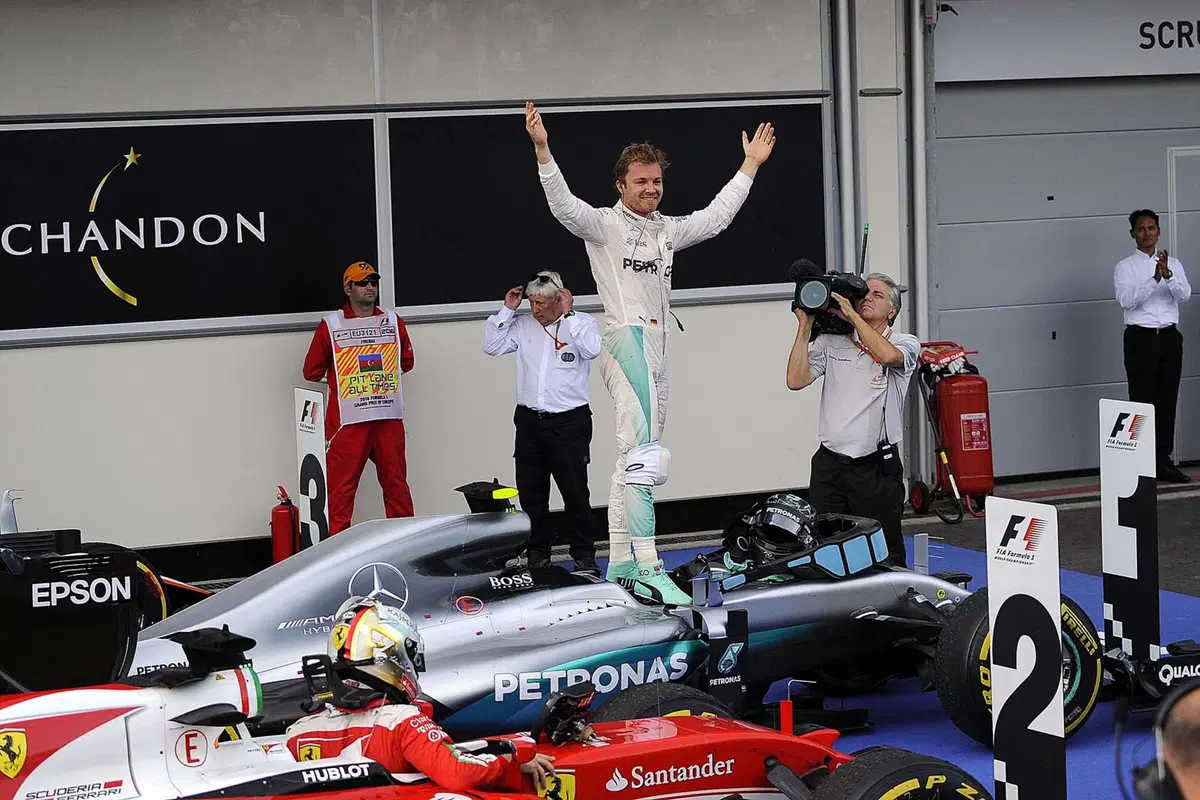 F1, Gp Europa 2016: vince Rosberg. Secondo Vettel (23)