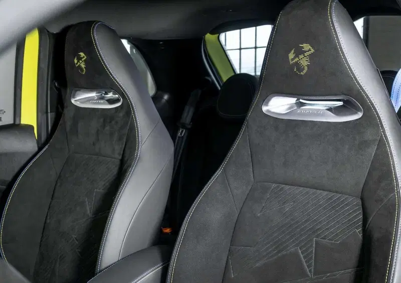 Abarth 500e (16)