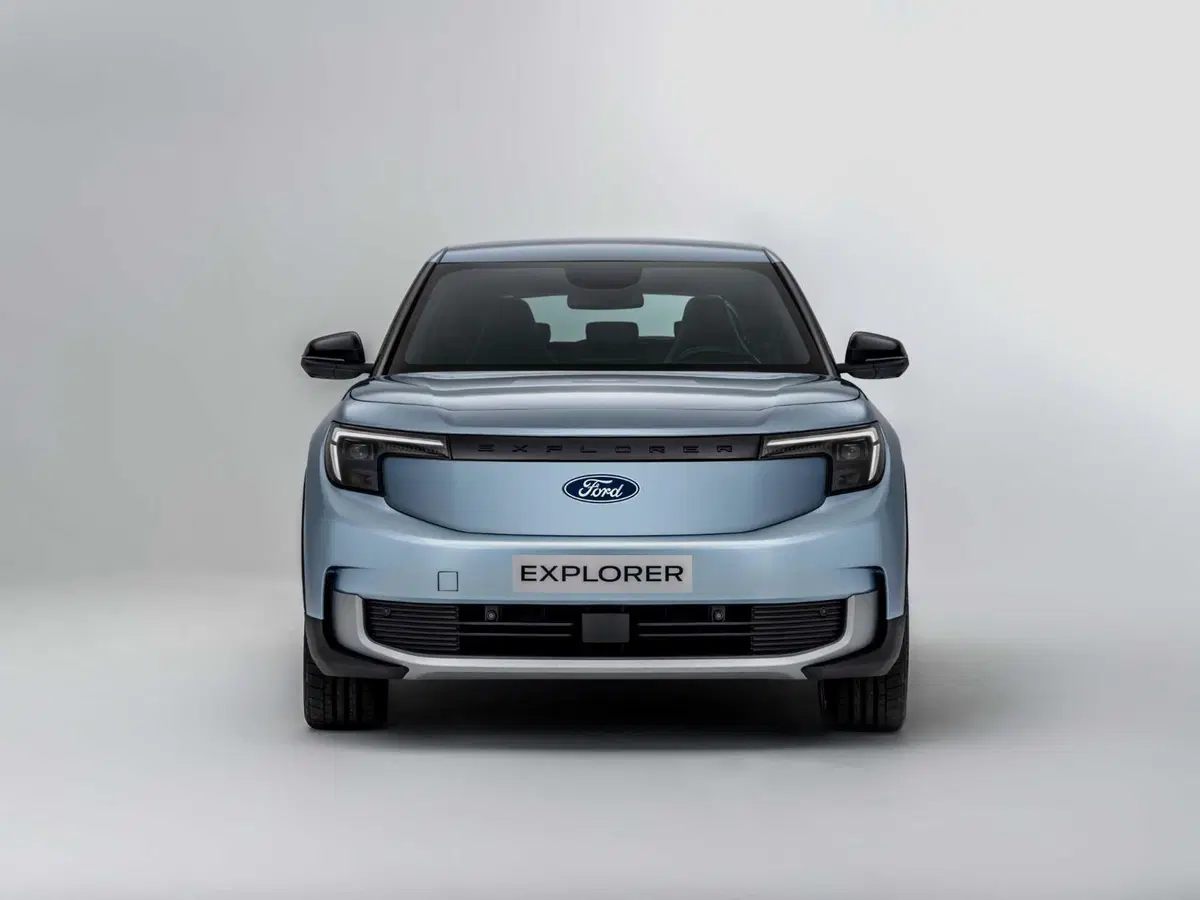 Ford Explorer: tutti i dettagli della nuova suv a batterie fatta in Europa (22)