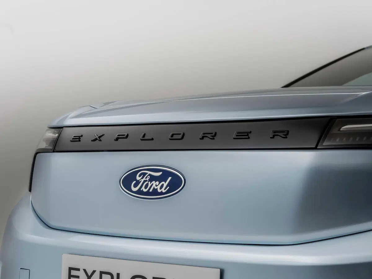 Ford Explorer: tutti i dettagli della nuova suv a batterie fatta in Europa (23)